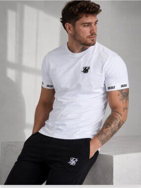 Siksilk Size XL Straight Hem Tech Tee